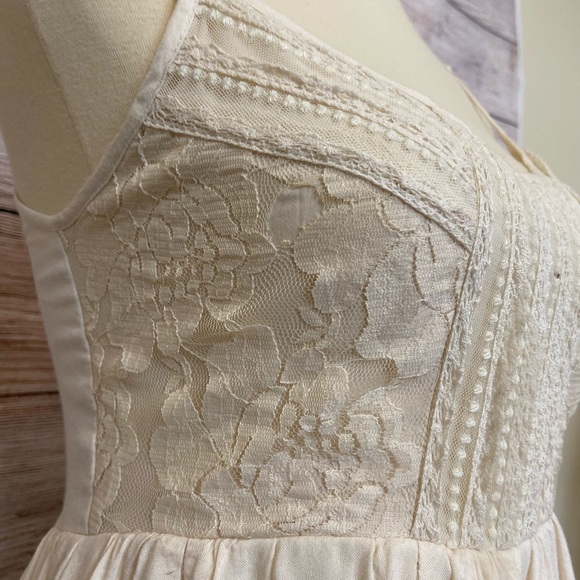 American Eagle Lace Boho Dress - Picture 3 of 5